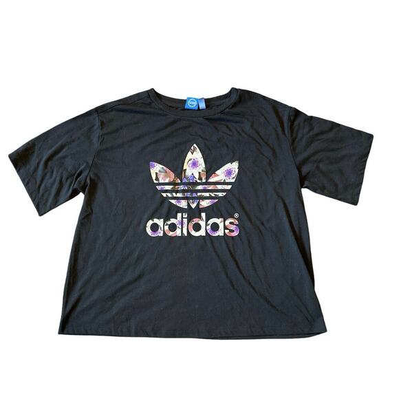Women’s Adidas Black Floral Oversized Crop Print T-Shirt Size Medium - Picture 1 of 5